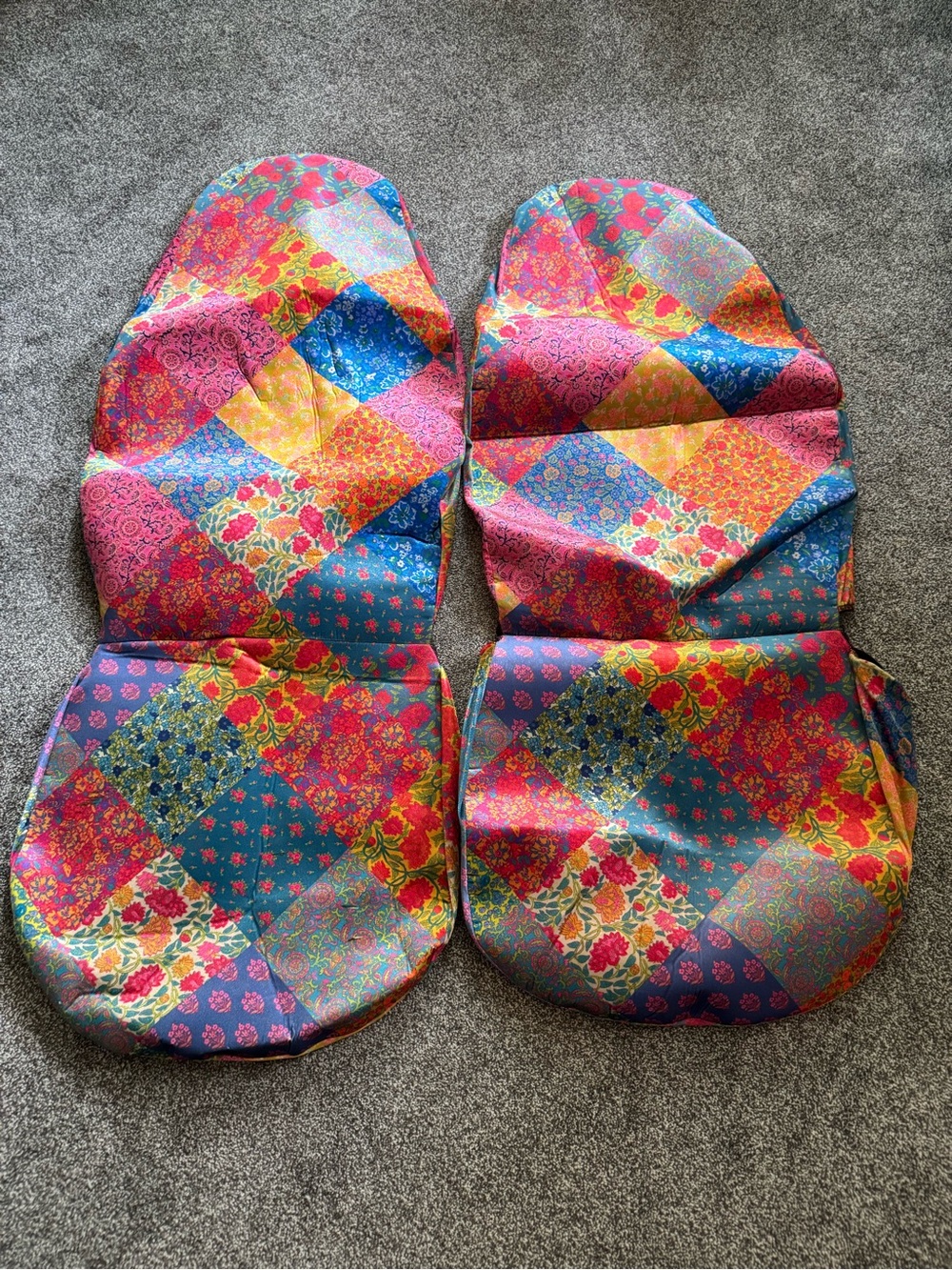 Jeep Patchwork Floral Seat Liner in Bright Multicolor - Picture 2 of 5